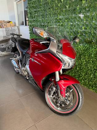 HONDA VFR 1200F HONDA VFR 1200F